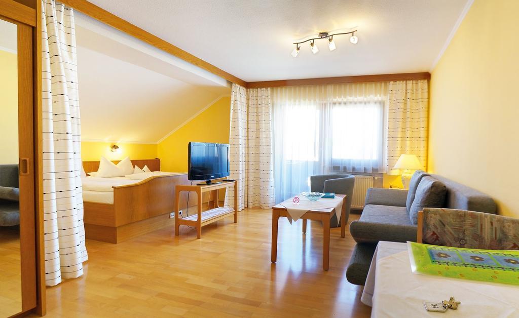 Haus Renate Hotel Bad Fussing Room photo